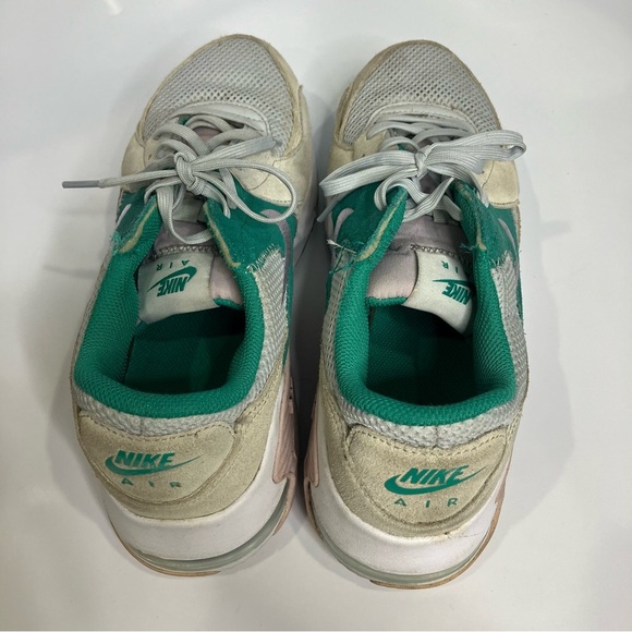 Nike Women's Sneakers - Green and Gray - Picture 6 of 10